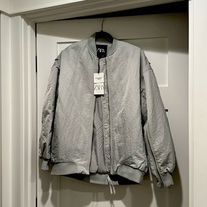 NWT ZARA water repellent light gray bomber jacket
